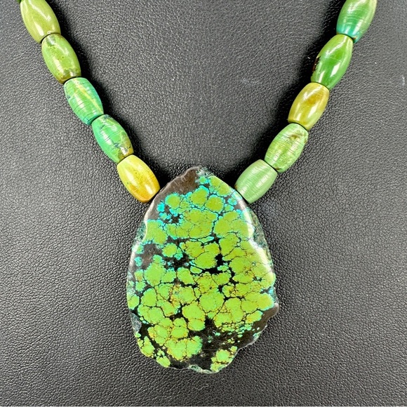 Tibetan Turquoise Stone Pendant Necklace Green Stone Beads Sterling Clasp 17” - Picture 2 of 11